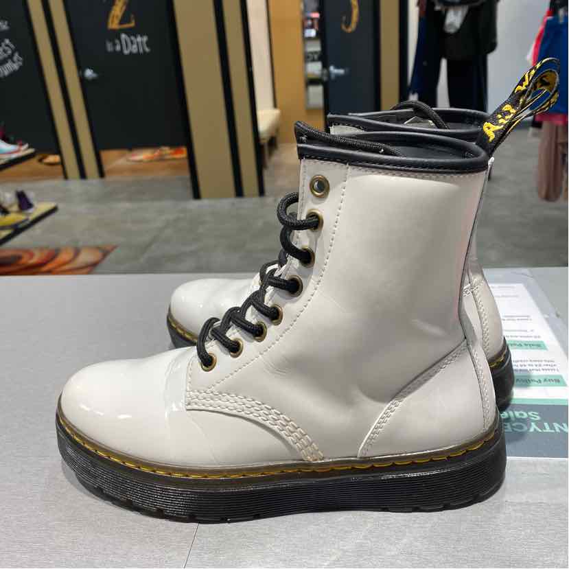 Doc Martens Shoe Size 6 Zavala Women's Women's Boots