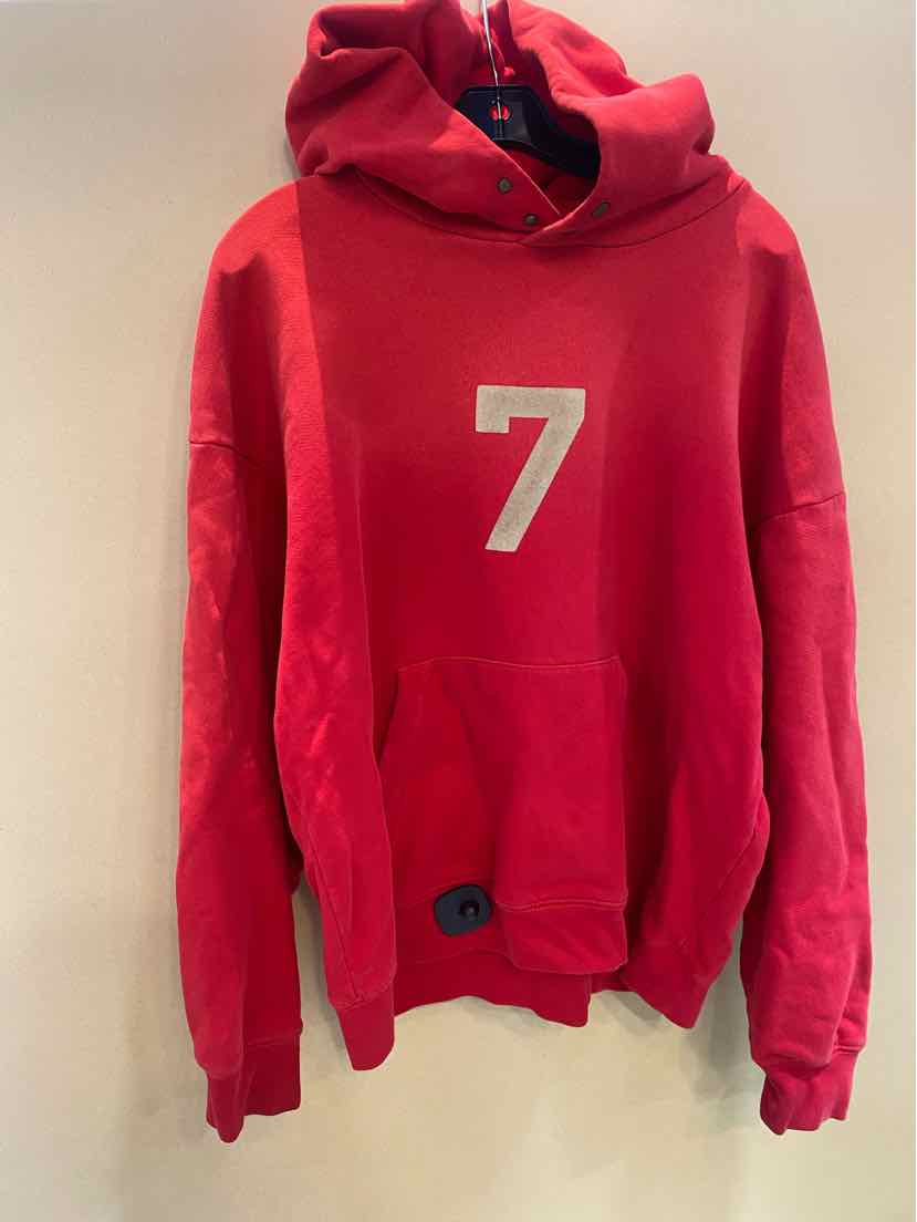 Size L Essentials x Fear of God