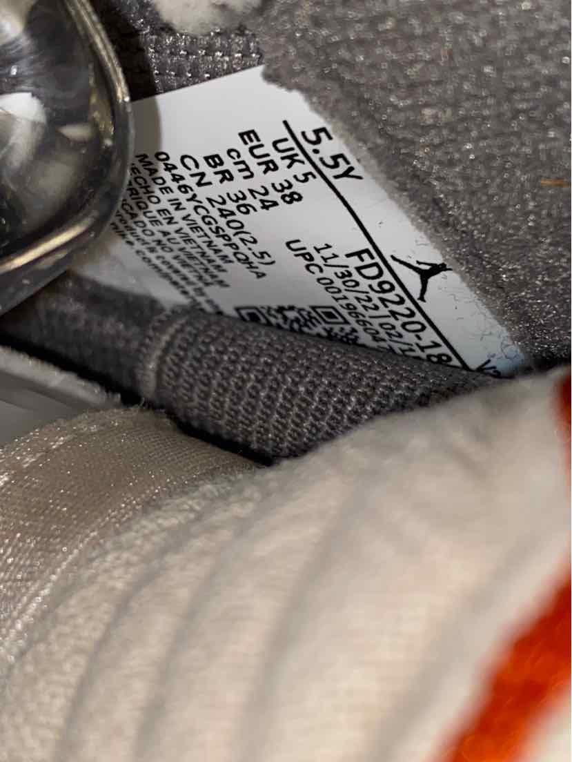 Nike Air Jordan Retro 5 Size 5.5Y (Gs) Or Womens 7  Craft FD9220-180