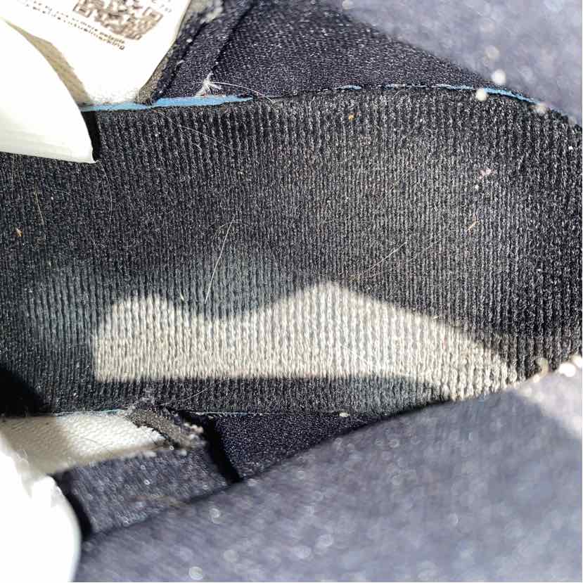 Jordan 1 UNC Size 6y 575441-134 Fits Women 7.5