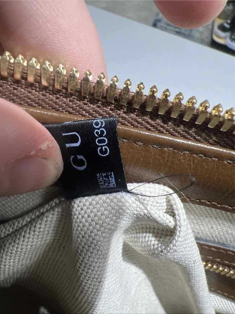 Gucci GG Supreme Toiletry Clutch Bag (lightly used)
