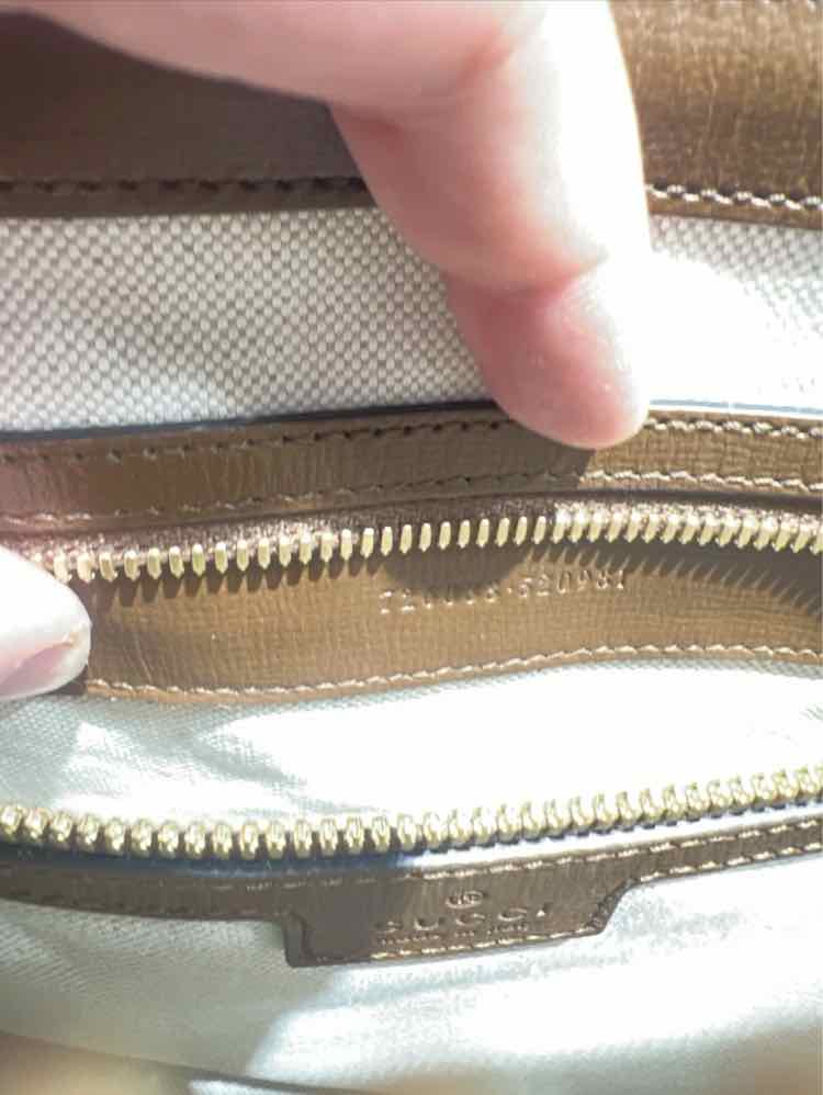 Gucci GG Supreme Toiletry Clutch Bag (lightly used)