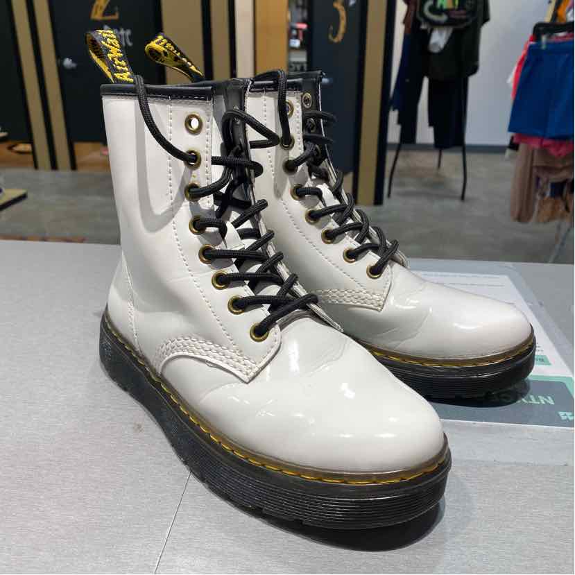 Doc Martens Shoe Size 6 Zavala Women's Women's Boots