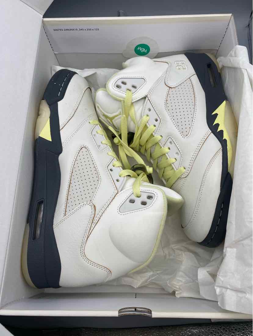 Nike Air Jordan 5 Retro Sail / Luminous Green IM7592-130 Men's Size 8.5