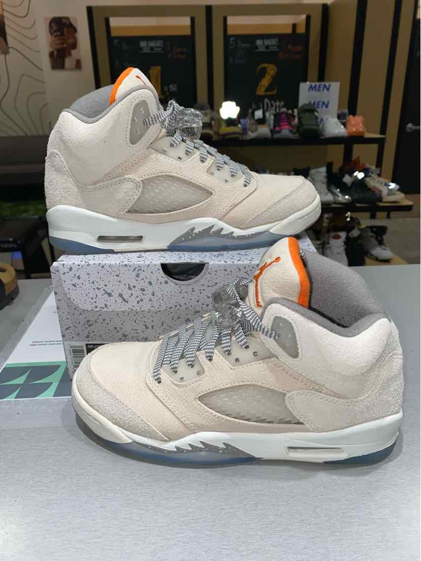 Nike Air Jordan Retro 5 Size 5.5Y (Gs) Or Womens 7  Craft FD9220-180