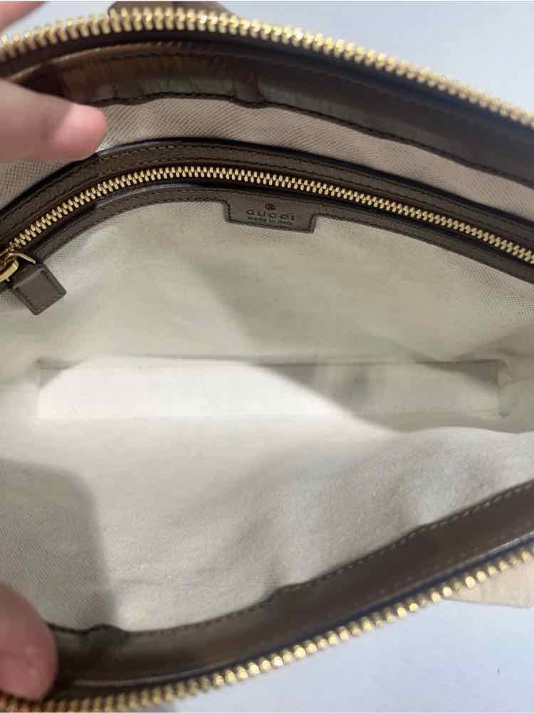 Gucci GG Supreme Toiletry Clutch Bag (lightly used)