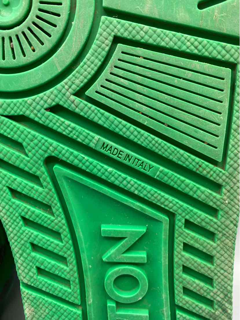 Louis Vuitton LV Trainer "Damier Pop" Mens 8.5 U.S/ 7.5 UK (Used/ With Box)