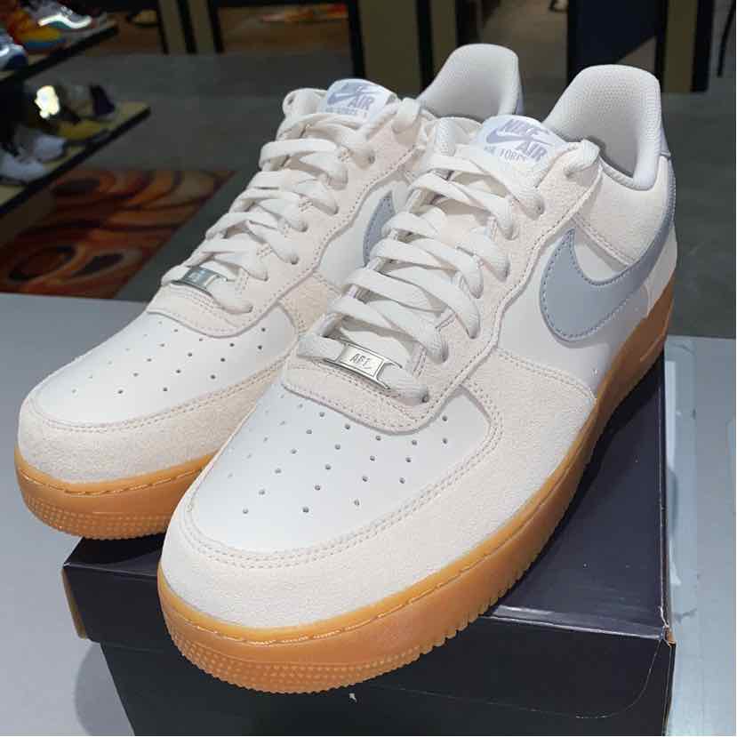 Nike Shoe Size 13 Cream Gray fq8714-002 Men's Sneakers