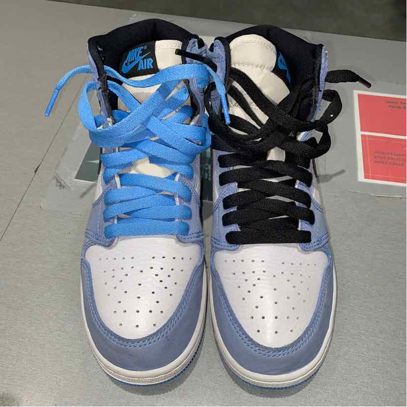 Jordan 1 UNC Size 6y 575441-134 Fits Women 7.5